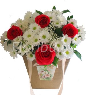 Цветы в коробке 7 роз 14 хризантем Розы, хризантемы